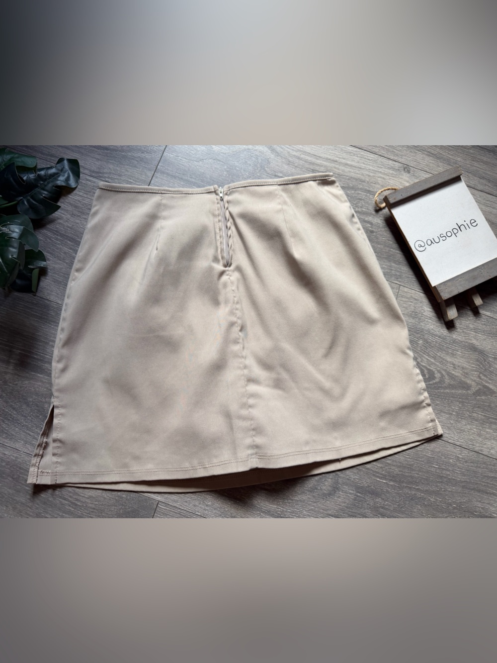 Vintage 90s Wild Cat Tan Mini Skirt w Built In Shorts. Size M - Picture 4 of 10